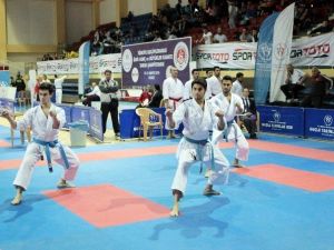 Kulüpler Düzce’de Tatamiye Çıktı