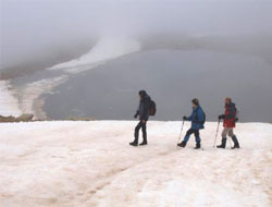 Yaz Ortasında "Buzul Keyfi"