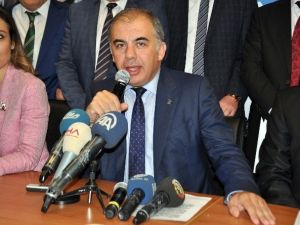Ak Parti İzmir, Tam Kadro Kongreye Gidiyor