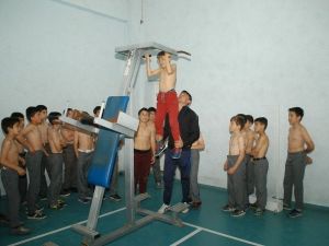 Geleceğin Güreşçileri Keles’te Yetiştiriliyor