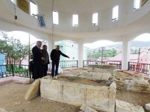 Başkan Memiş, Alperenler Türbesinde İncelemelerde Bulundu