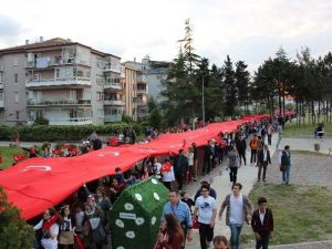 Atakum’da Bayrak Yürüyüşü