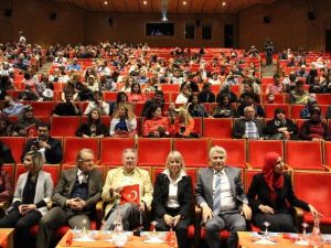 Büyükşehir Lirik Dans Gösterisi