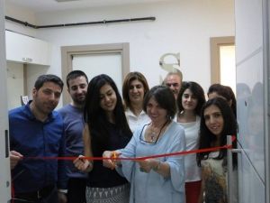 Öğrencisinin Mutluluğunu Paylaşmak İçin Trabzon’dan Diyarbakır’a Geldi