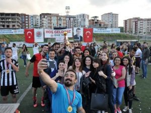 Omü Öğrenci Konseyi 8. Geleneksel Sınıflar Arası Futbol Turnuvası Sona Erdi
