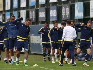 Fenerbahçe, Galatasaray Maçı Hazırlıklarını Sürdürüyor
