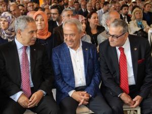 Arınç’tan Kongre Değerlendirmesi