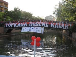 Eskişehirspor Taraftarından Buruk 51. Yıl Kutlaması
