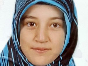 Genç Kız Tüfekle İntihar Etti