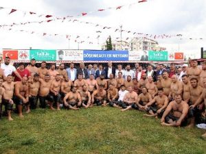 Döşemealtı Er Meydanı’nın Başpehlivanı Ali Gürbüz