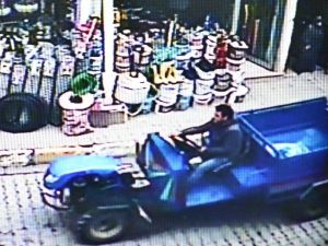 Hırsızı Bulmak İçin Sosyal Medyada Sayfa Açtı