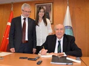 Bursa’nın Ekonomi Tarihi Kitap Oldu