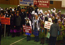 Halk oyunları yarışması yapıldı