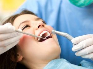 Kanserli Hastalarda Diş Tedavisi Öncelikli Olmalı