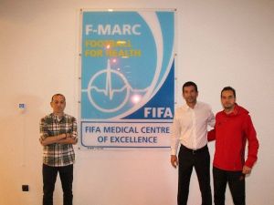 Cüneyt Çakır Ve Ekibi Euro 2016 Öncesi Sağlık Kontrolünden Geçti