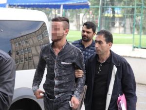 Şüphe Üzerine 2 Adet Silahla Yakalandılar