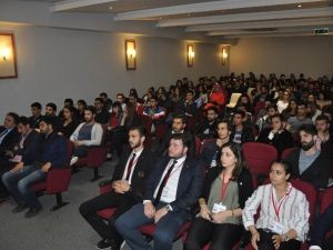 İnegöl İşletme Fakültesi’nde Kariyer Günleri