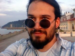 Üniversite Öğrencisi Genç Kansere Yenik Düştü