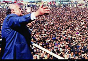 Süleyman Demirel vaadetti AK Parti  yapıyor