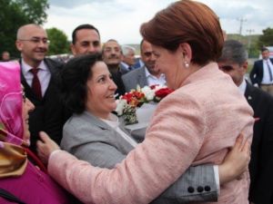 Meral Akşener: "Mhp Kurultayı Türkiye’nin Birinci Meselesidir"
