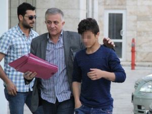 4 Kişiyi Silahla Yaralayan 16 Yaşındaki Çocuk Çıktı