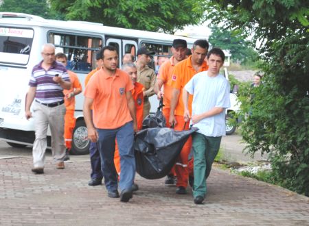 Giresun'da sel iki can aldı