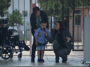 Engelli Çocuklar Tekerlekli Sandalyelerine Kavuştu