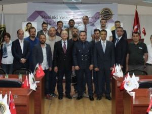 Orhangazi’de Mesleki Yeterlilik Mevzuatı Semineri
