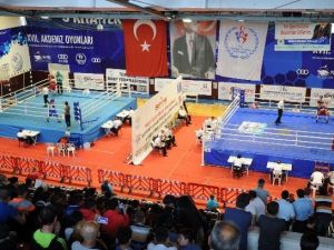 Üst Minikler Türkiye Ferdi Boks Şampiyonası Mersin’de Başladı