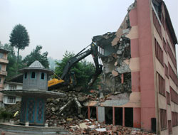 Başbakan'ın Talimatıyla Yıkıldı