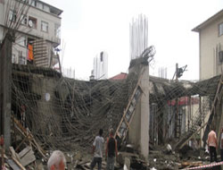 Rize'de Yapımı Süren İnşaat Çöktü