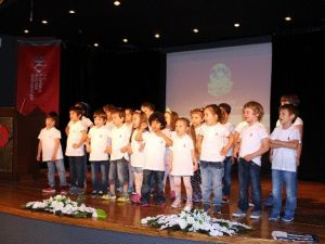 Yrd. Doç. Dr. Toran: “Bizler Çocukları Yaşama Hazırlıyoruz”