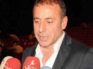 Avcı: "Başakşehir İle Yoluma Devam Edeceğim"