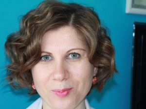 Göz Çevresinde Işıltıyı Yakalamanın Yolları