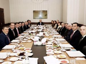 Başbakan Yardımcısı Kurtulmuş, Gündemi Değerlendirdi