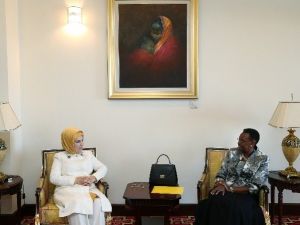 Emine Erdoğan, Uganda Cumhurbaşkanının Eşi Museveni İle Görüştü