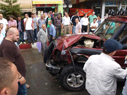 Rize'de 5 Araç Zincirleme Kazaya Karıştı