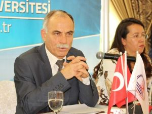 Rektör Akan 8 Yılını Anlattı
