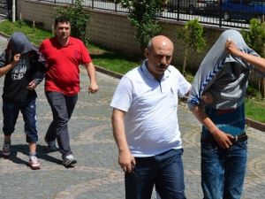 Cinsel Taciz Olayı Şüphelisi 4 Kişi Adliyede