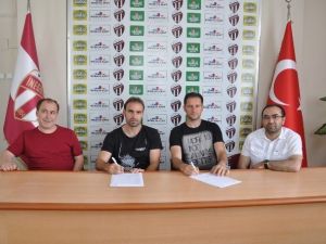 İnegölspor’da İmzalar Atıldı