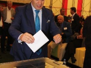 Necip Çarıkçı: "Transferde İlk Hedef Teknik Direktör"