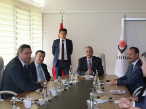 Bilim, Sanayi Ve Teknoloji Bakanı Faruk Özlü Tübitak’ta İncelemelerde Bulundu