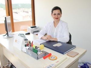 Diyetisyen İrem Demirilyas: "Kilo Almamak İçin Mutlaka Sahura Kalkın"