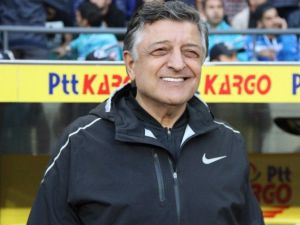 Sakaryaspor’dan Yılmaz Vural’a Sürpriz Teklif