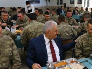 Başbakan Binali Yıldırım Refahiye’de Hemşehrilerine Seslendi: