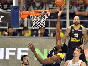 Anadolu Efes Seriyi Eşitledi: 1-1