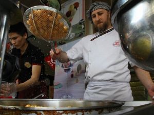 Ramazan Ayının Vazgeçilmez Tatlısı Tulumba
