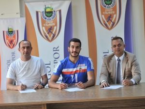 Tunç Ayhan İnegöl Belediyespor’da
