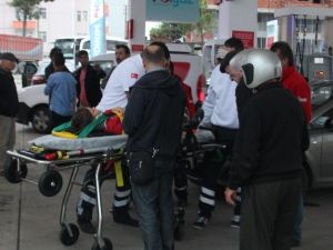Otomobilin Çarptığı Çocuk Yaralandı
