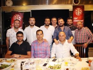 Büyük Antalyaspor Derneği’nden Antalyaspor Yönetimine Tepki